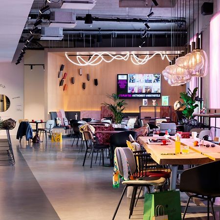 Moxy Outletcity Metzingen Metzingen  Eksteriør bilde