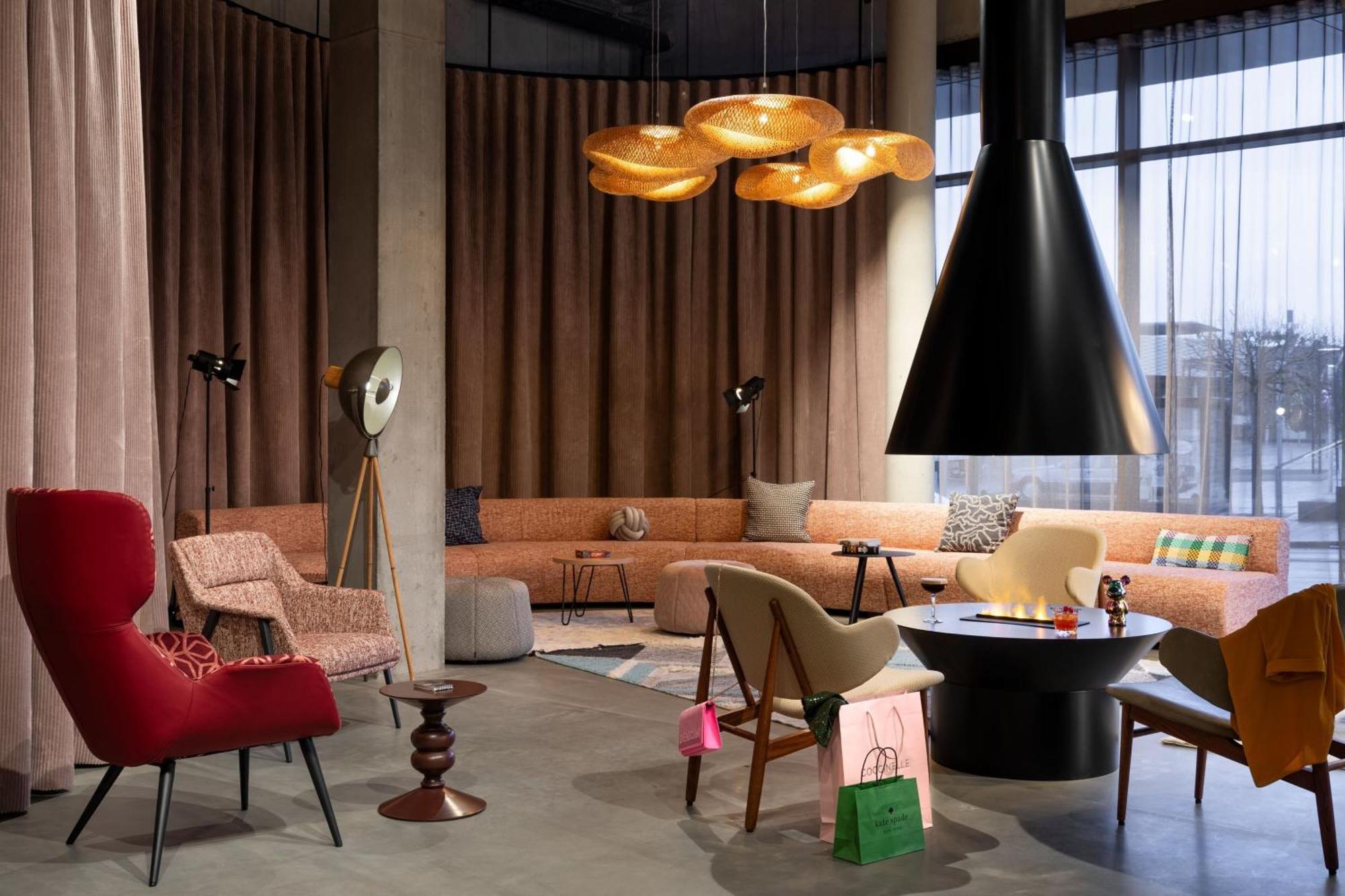 Moxy Outletcity Metzingen Metzingen  Eksteriør bilde